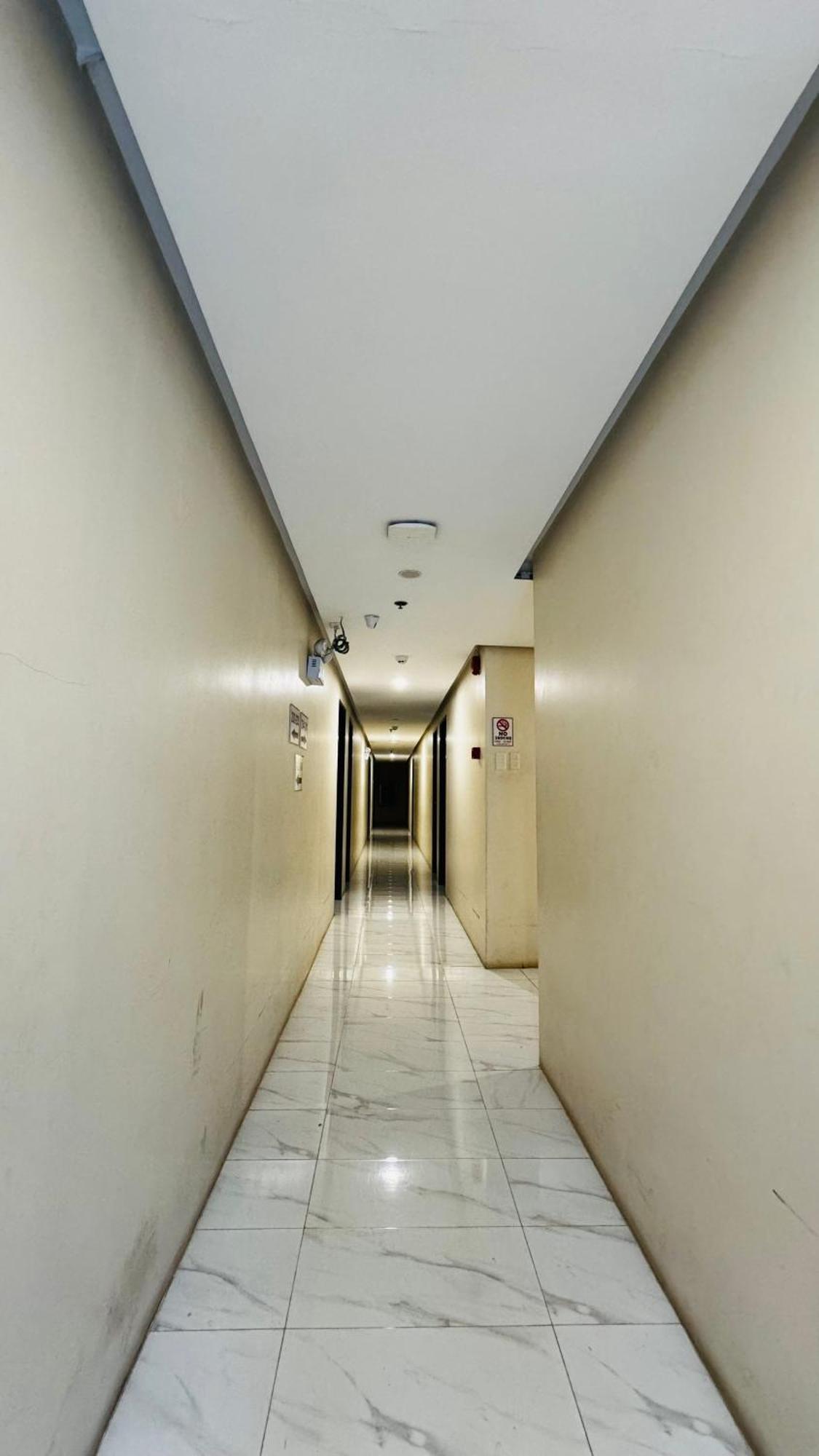 La Anclar Hotel Davao City Exterior foto